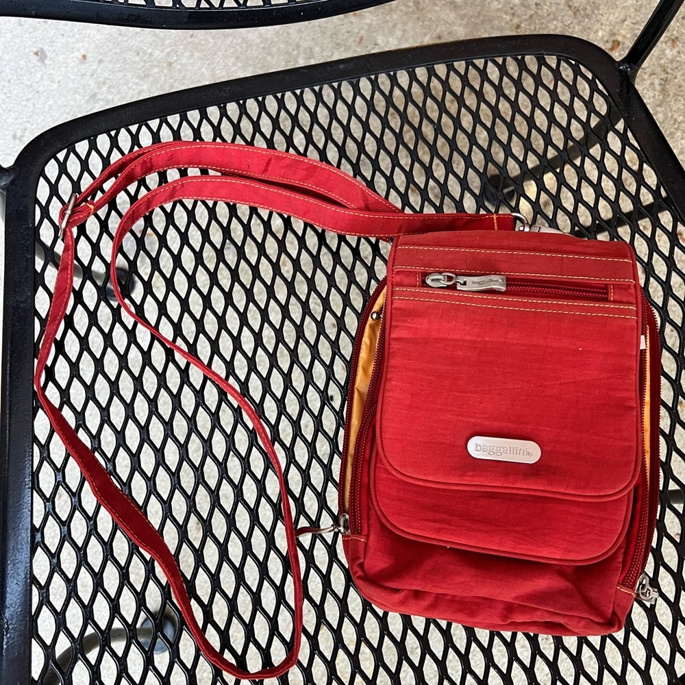 Baggallini Red Crossbody Travel Bag Lightweight Nylon Multi-Pocket